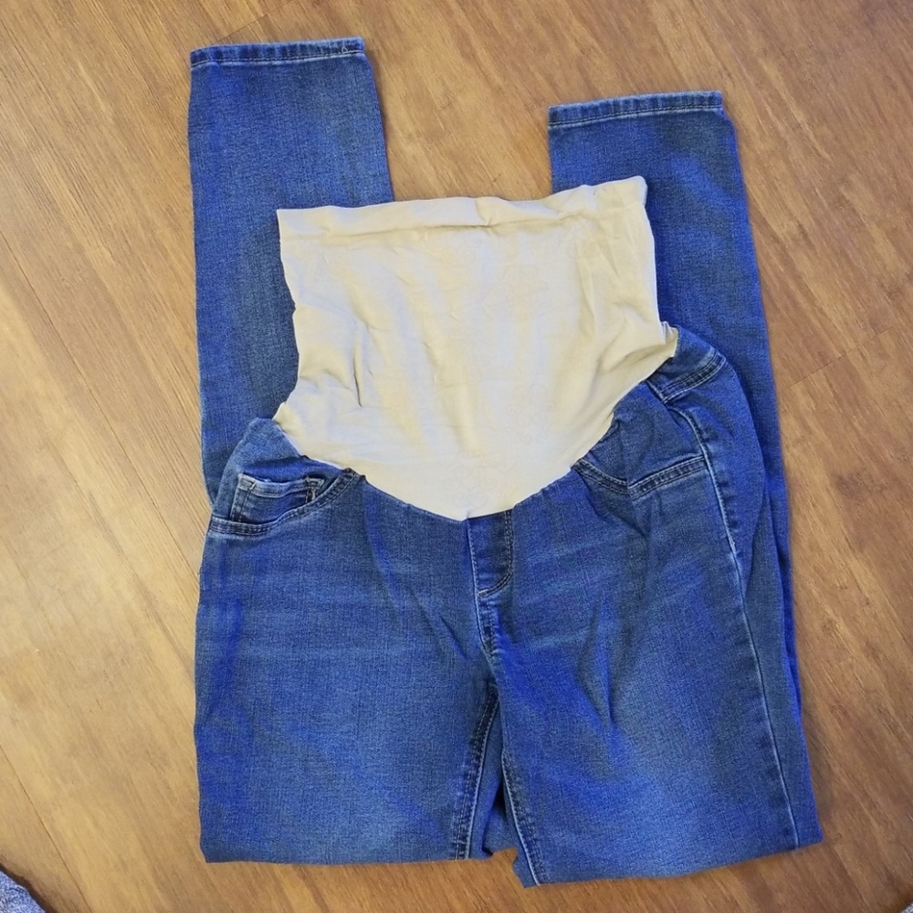 Jessica Simpson Maternity Skinny Jeans